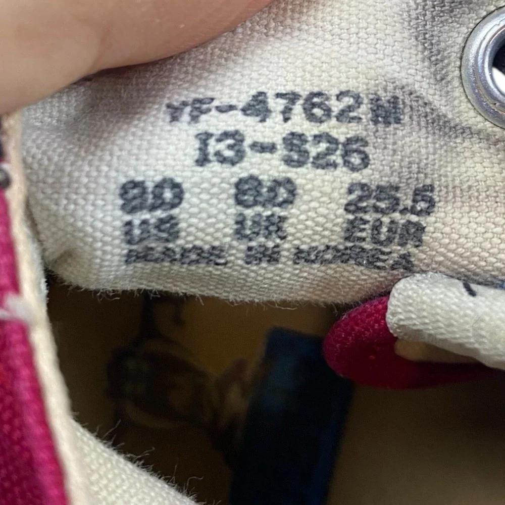 Keds ships business