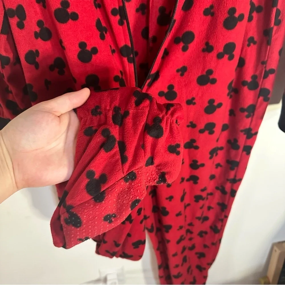 Disney mickey mouse