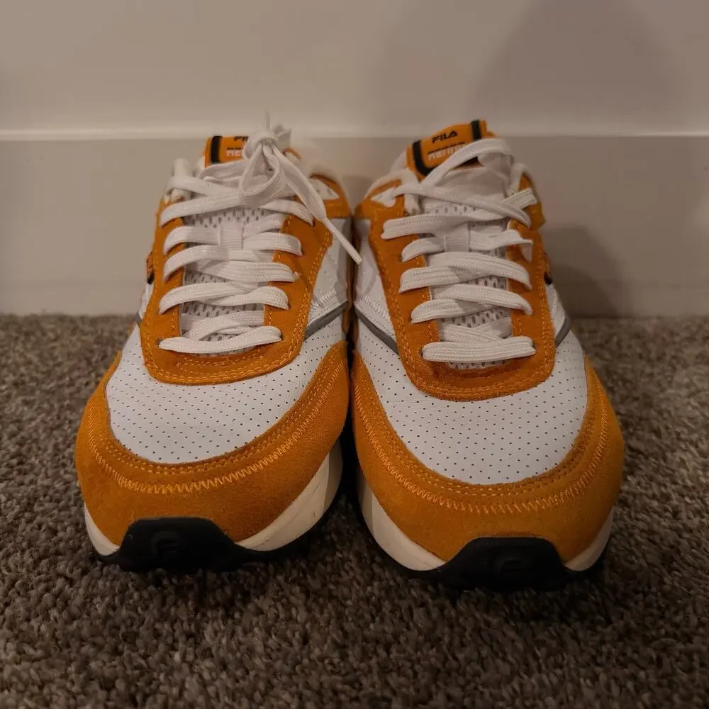 Fila padded tongue