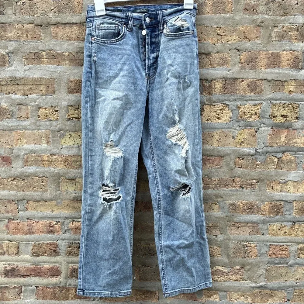 Wild Fable Women's Blue Light‎ Wash Denim High Rise Straight Distressed Jeans 00