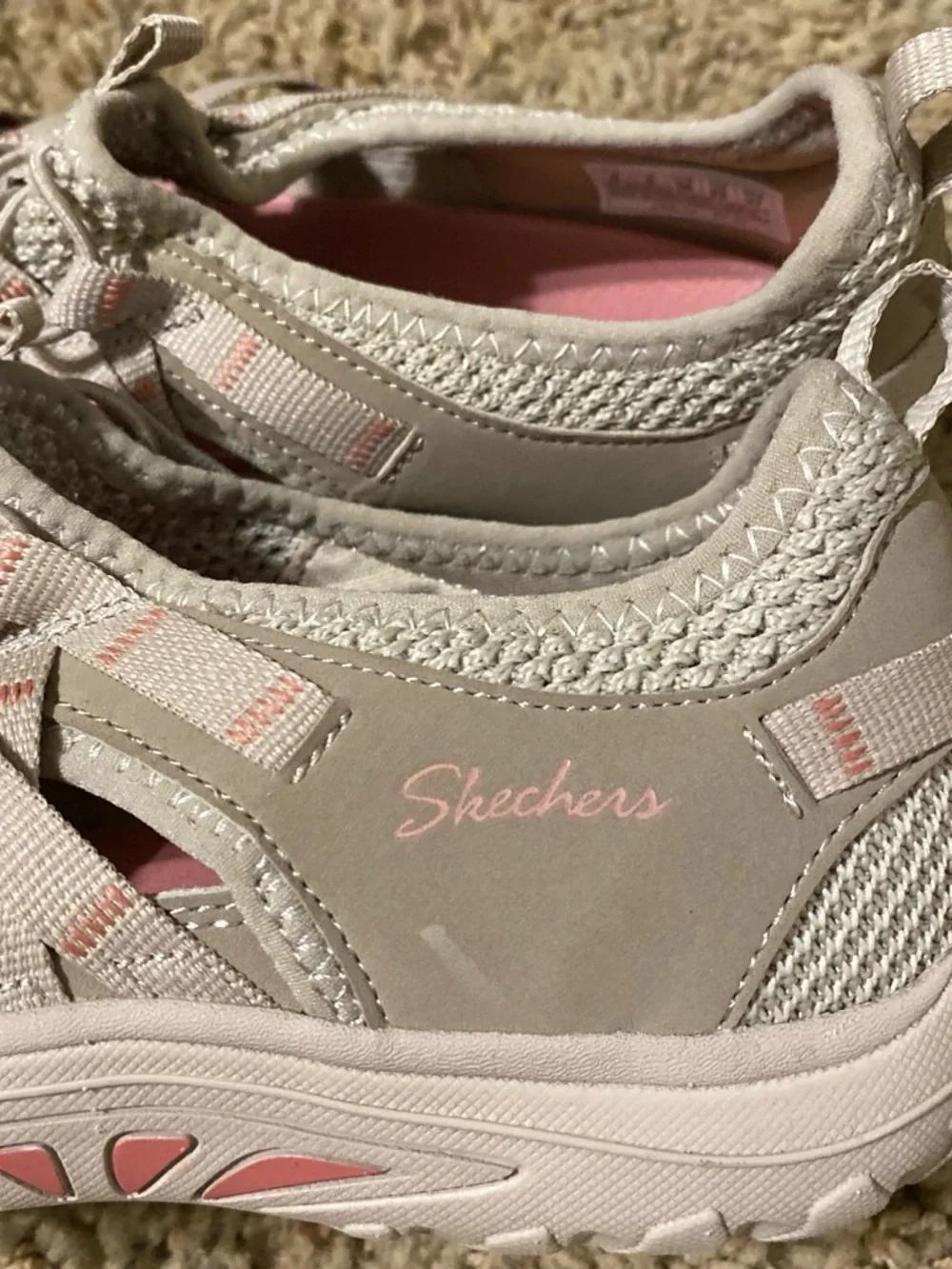 Skechers breathable knit