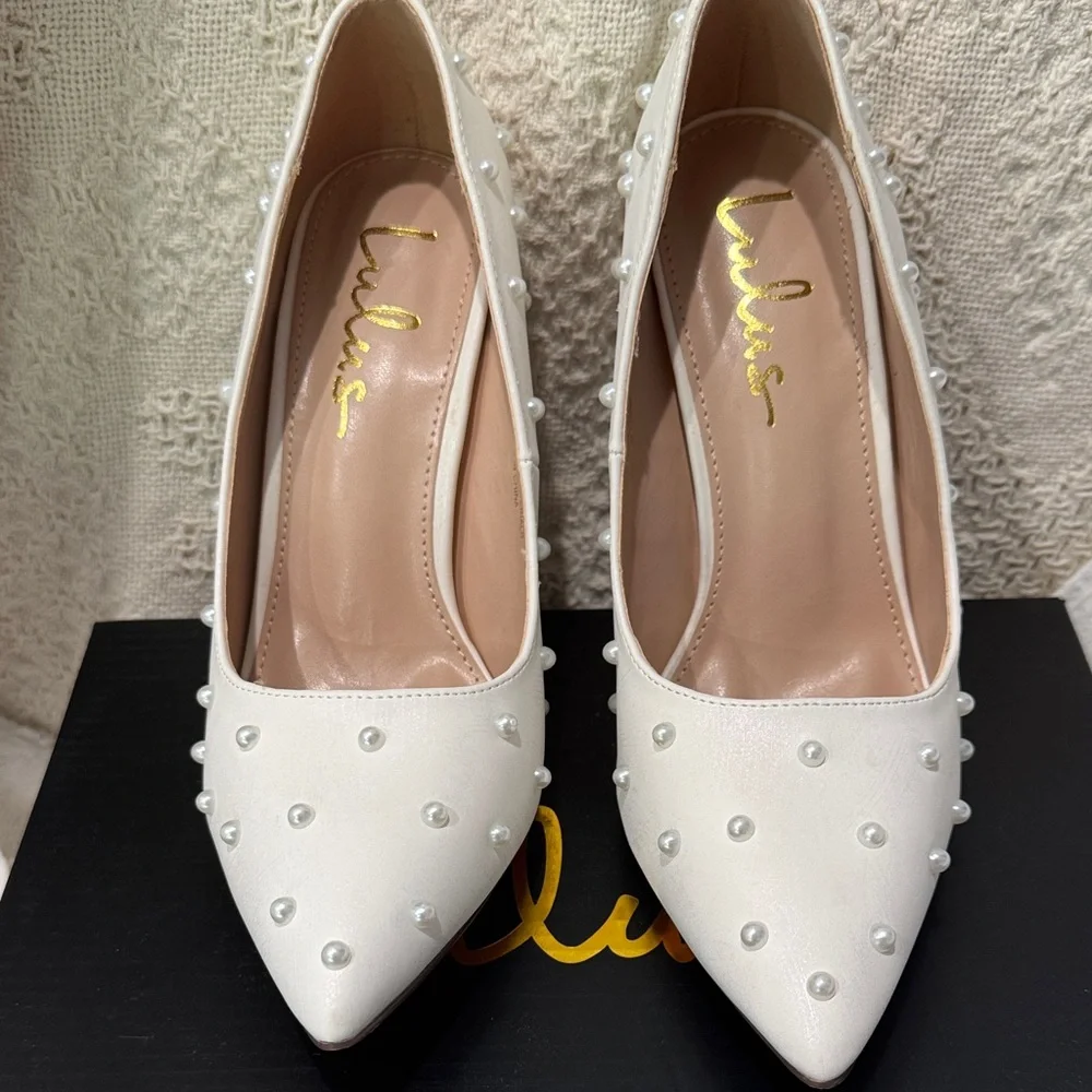 Lulus upper silhouette
