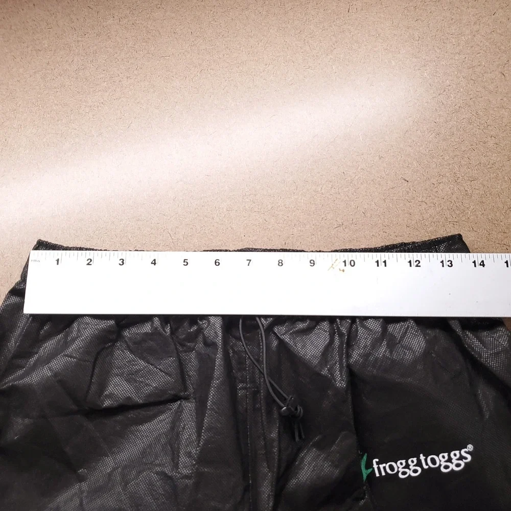Frogg Toggs tag size