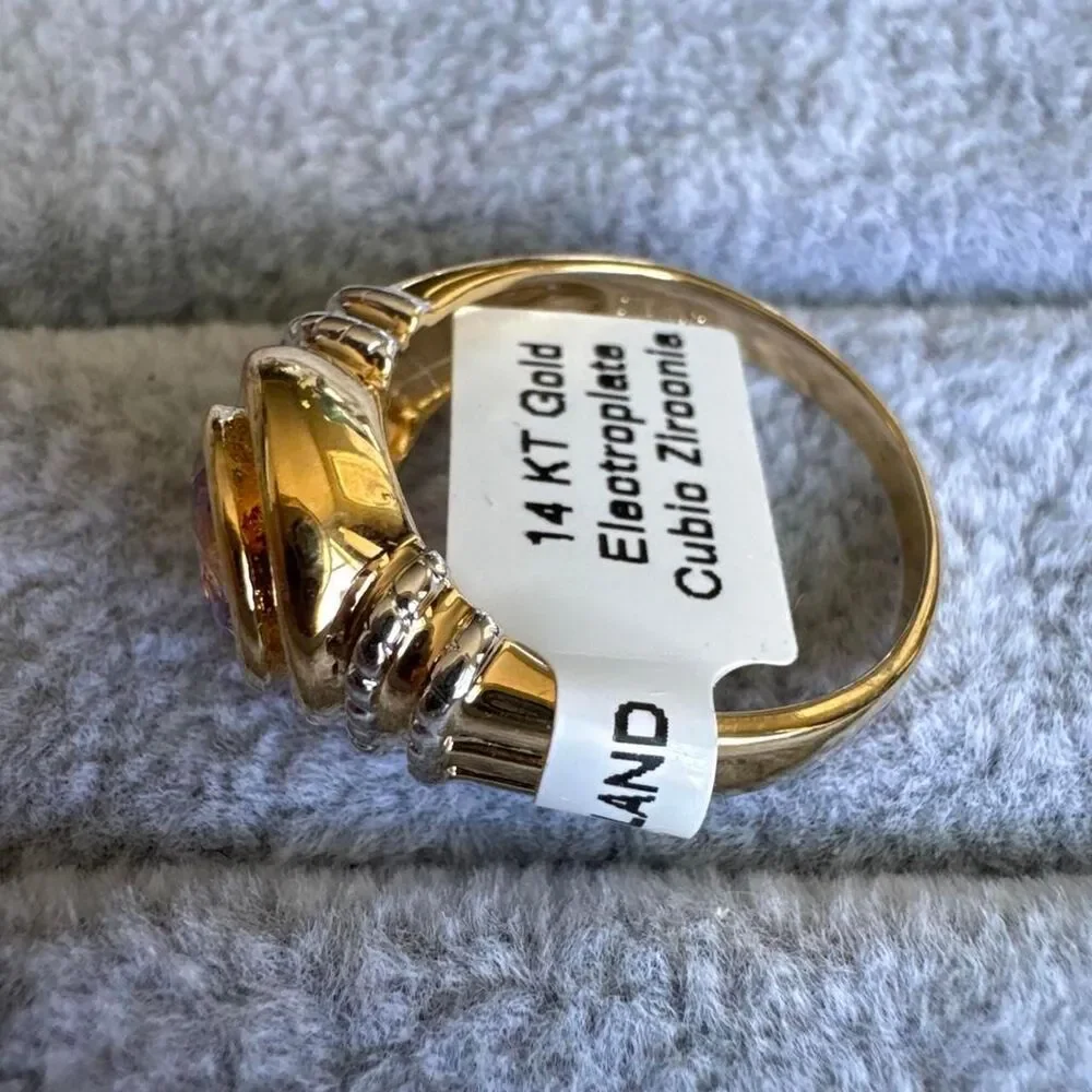 Source Unknown gold tone