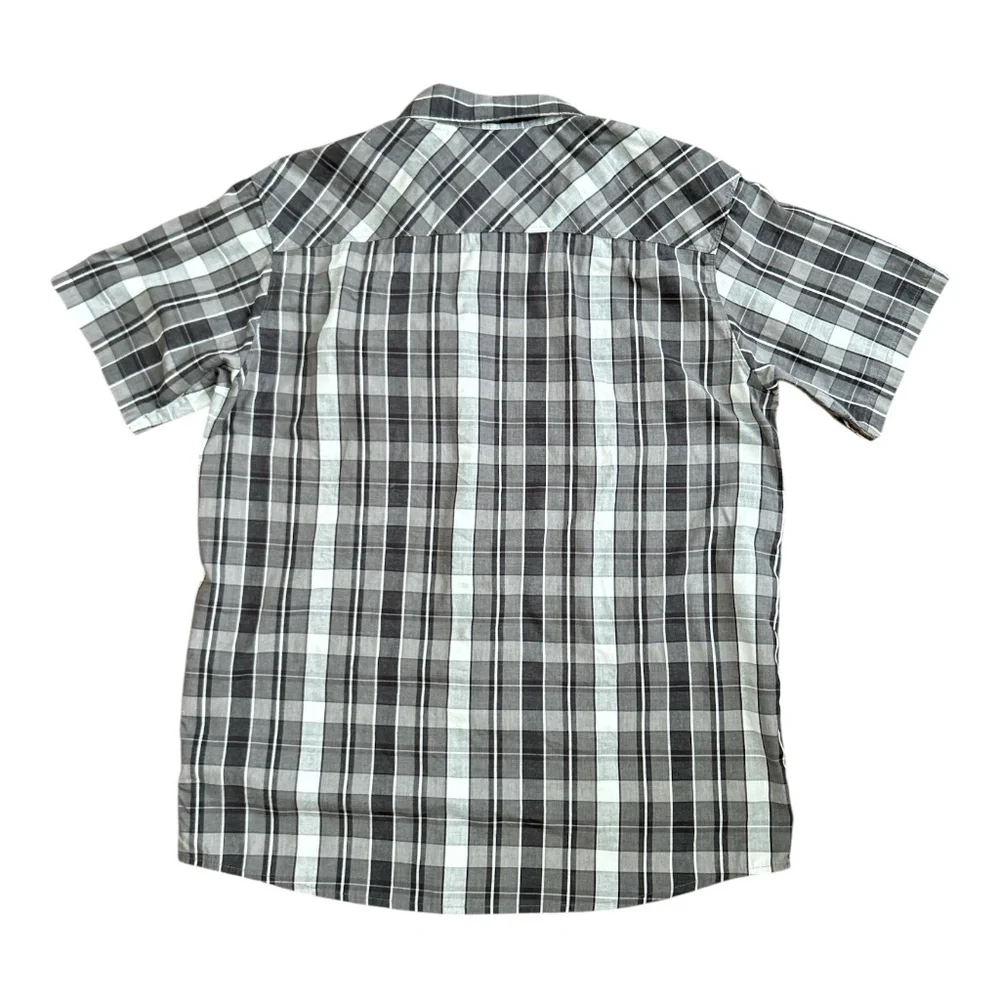 Mountain Hardwear‎ Shirt Men’s L Plaid Button Up Gray Hiking Workwear