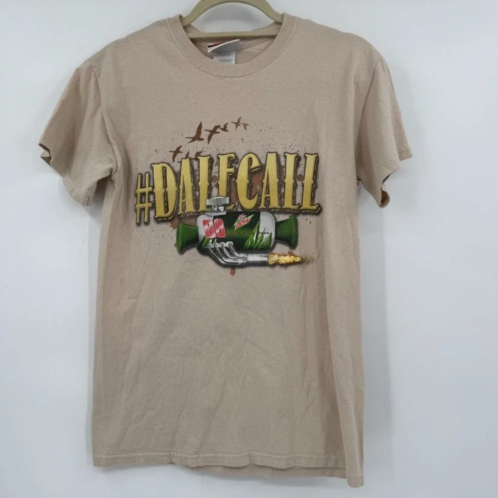 Dale Earnhardt‎ Jr NASCAR #88 DaleCall Mountain Dew Racing Graphic Tee Small