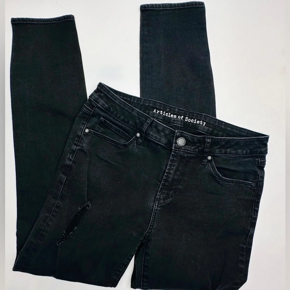 Articles of Society Women's‎ Size 29 Black Denim Distressed Skinny Jeans (D33)