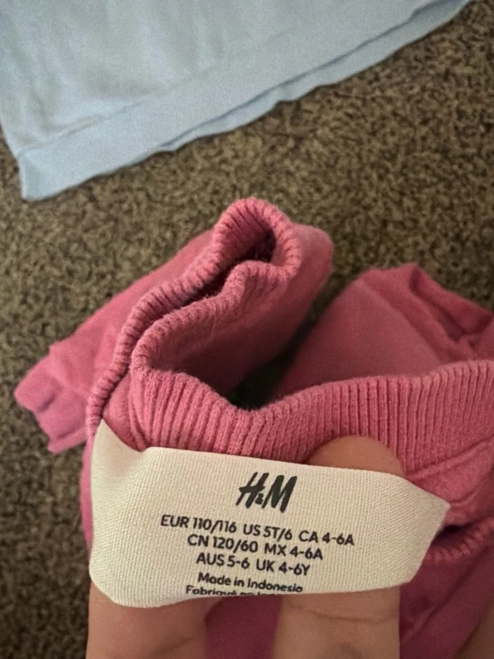 H&M two crewneck