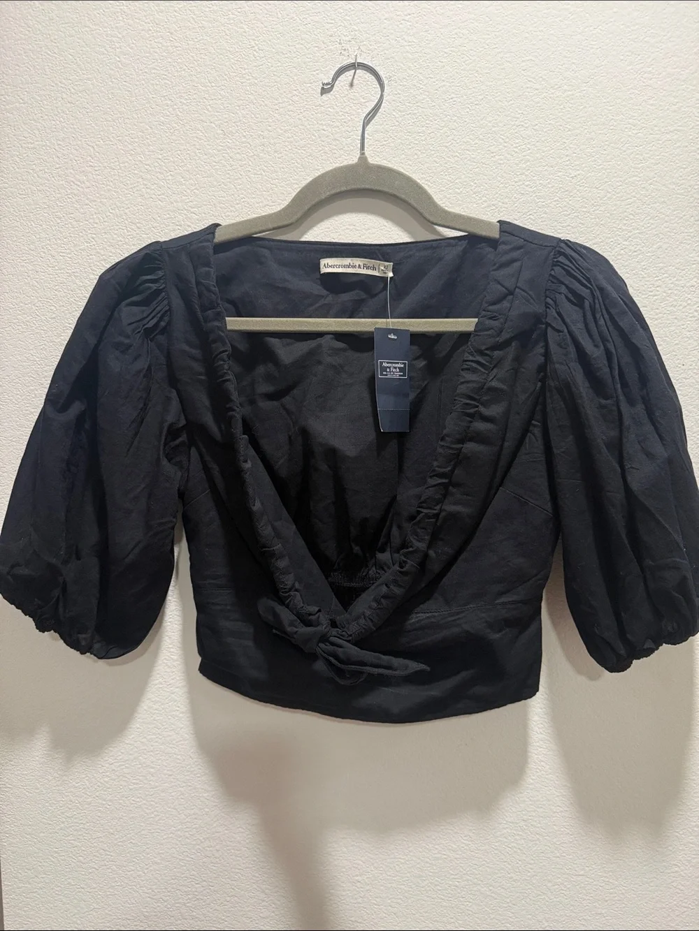 Abercrombie & Fitch Black Tie Front Puff Sleeve Crop Top XS NWT