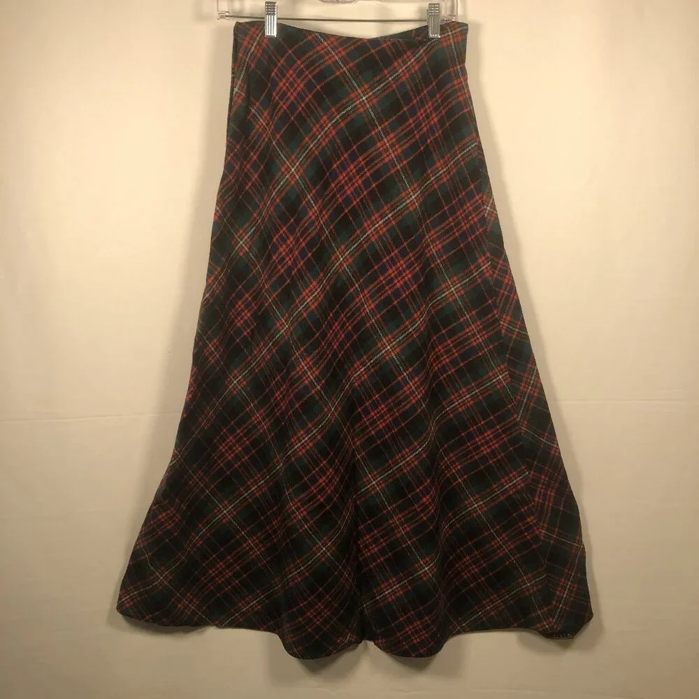 Liz Claiborne beautifully made
