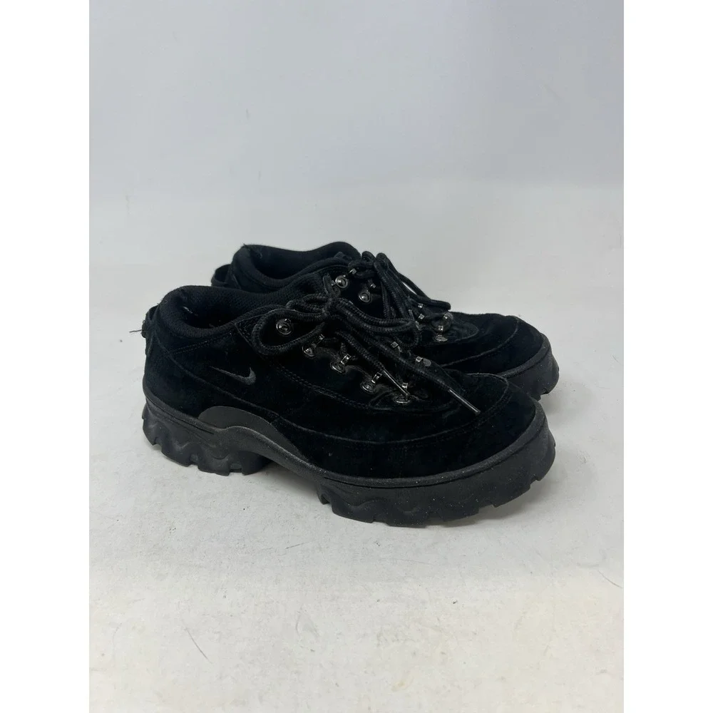 Nike  Lahar Low 'Triple Black' DB9953-001 Women's Shoes‎ Size 8