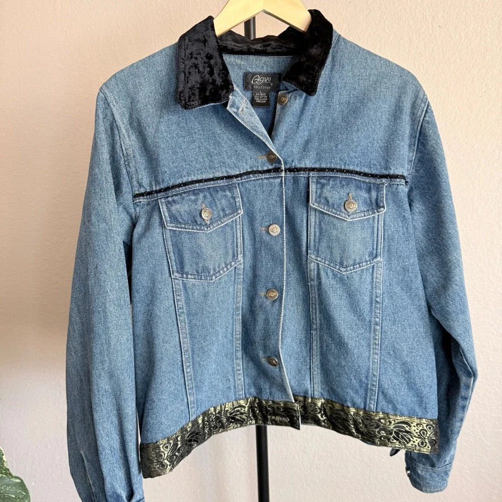 Vintage make statement