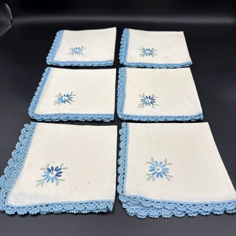 6 Linen Lace Bordered Blue Napkins‎ Vintage  10x10 Cream Linen