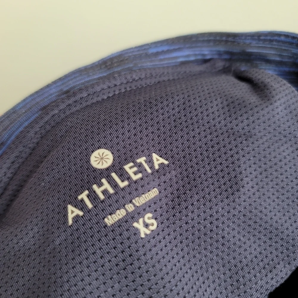 Athleta blue layered