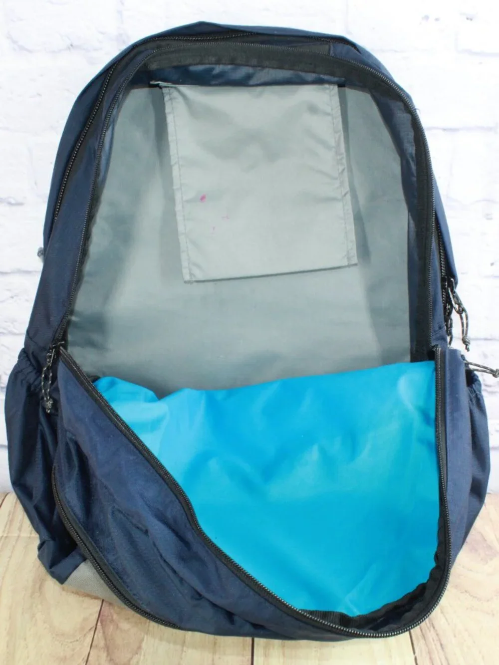 READ–LL Bean Unisex Adult Comfort Carry Portable Locker Pack 42L Backpack Hiking