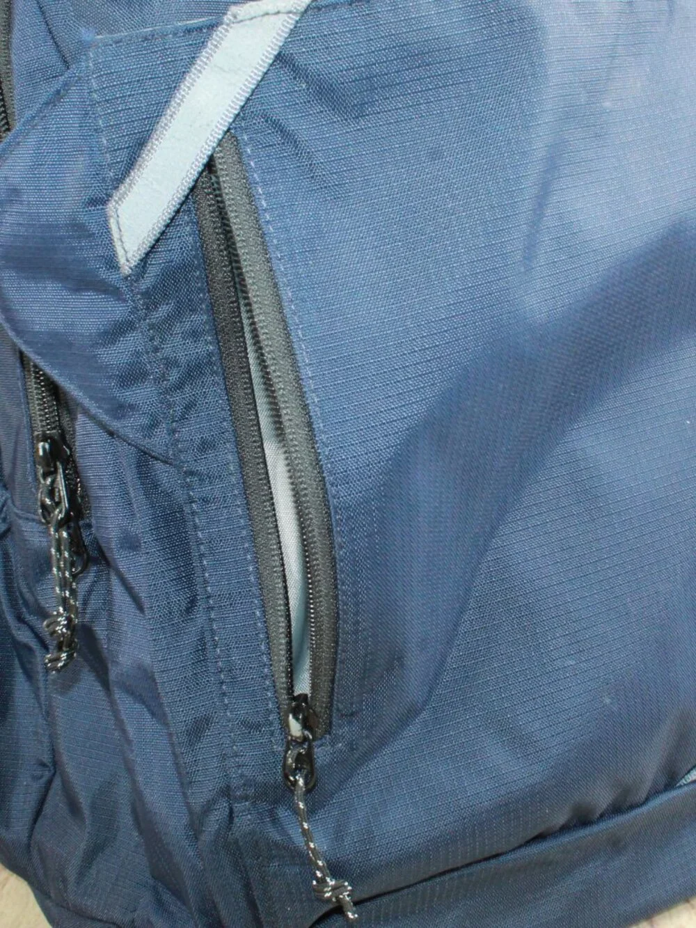 READ–LL Bean Unisex Adult Comfort Carry Portable Locker Pack 42L Backpack Hiking