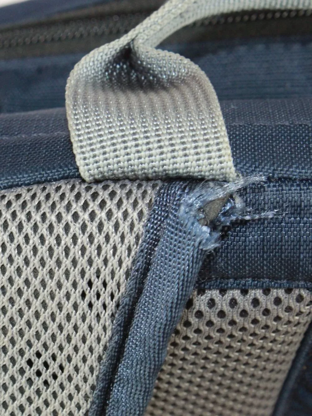 READ–LL Bean Unisex Adult Comfort Carry Portable Locker Pack 42L Backpack Hiking