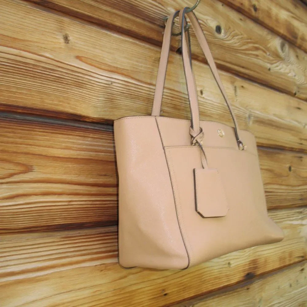 Tory Burch *there are