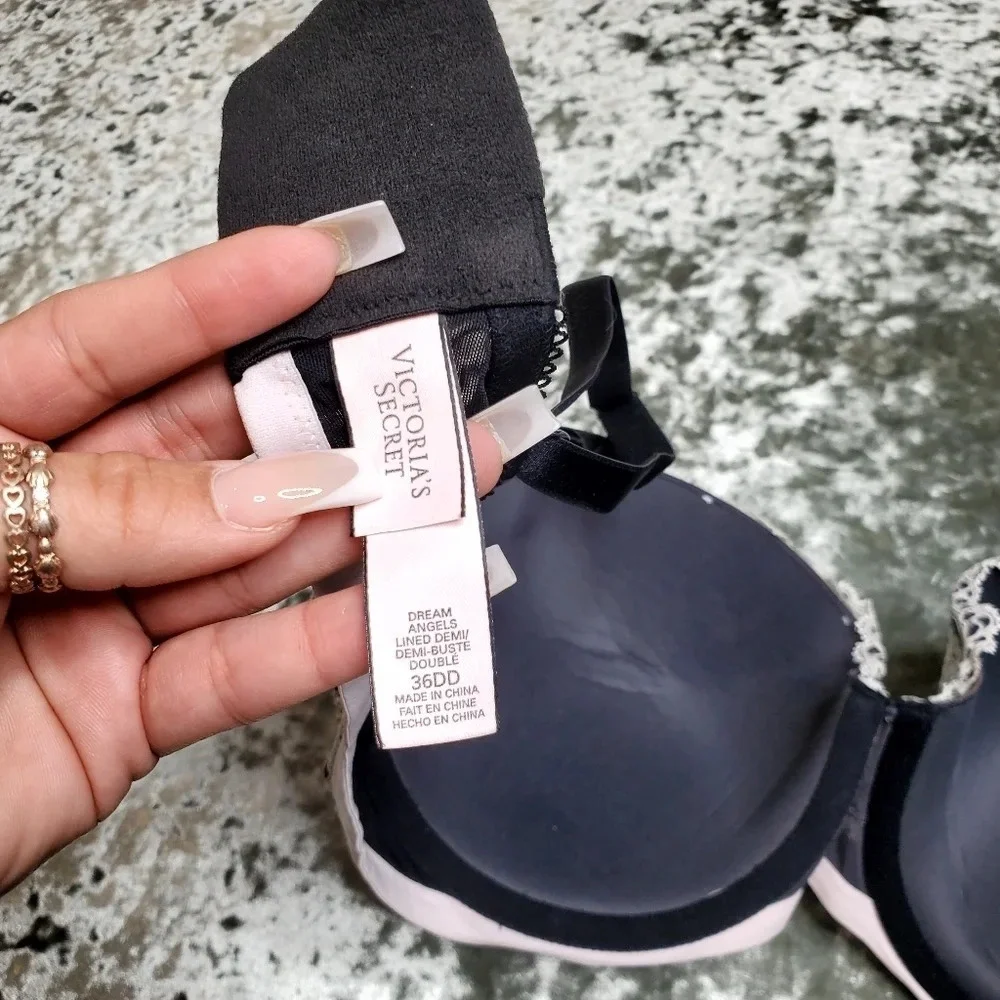 Victoria's Secret Gray Lace Bra‎ With Rhinestone