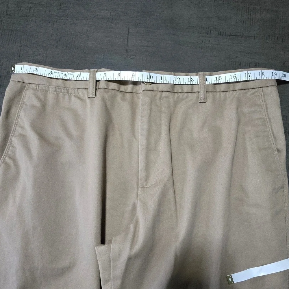 Dockers D3 Classic Mens 38x30 Flat Front‎ Khaki Dress Pants Trousers Tan