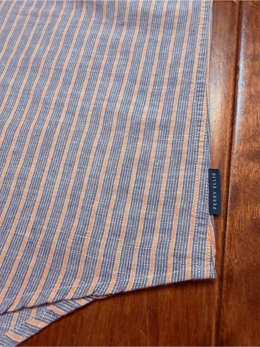 Perry Ellis casual short