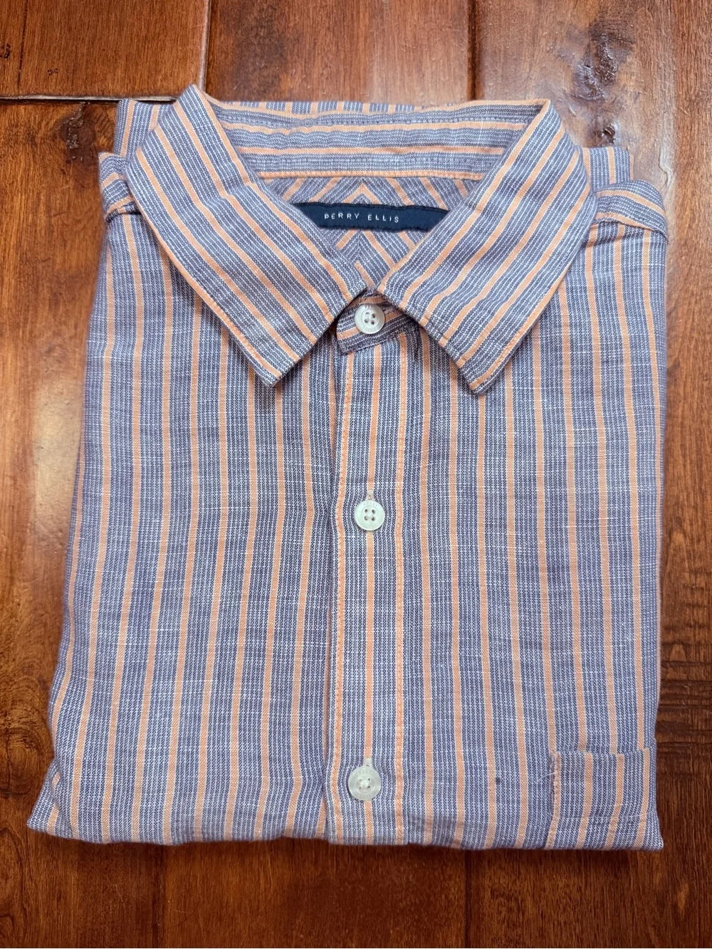 Perry Ellis casual short