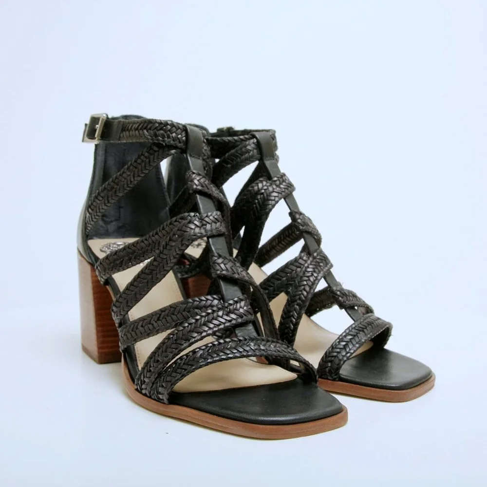 Vince Camuto complement your