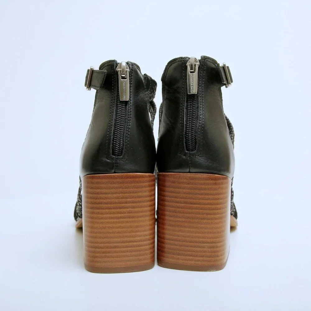 Vince Camuto complement your