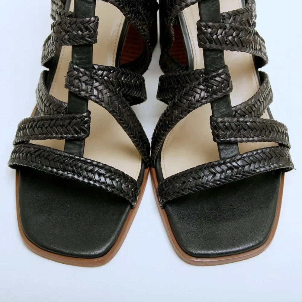 Vince Camuto complement your