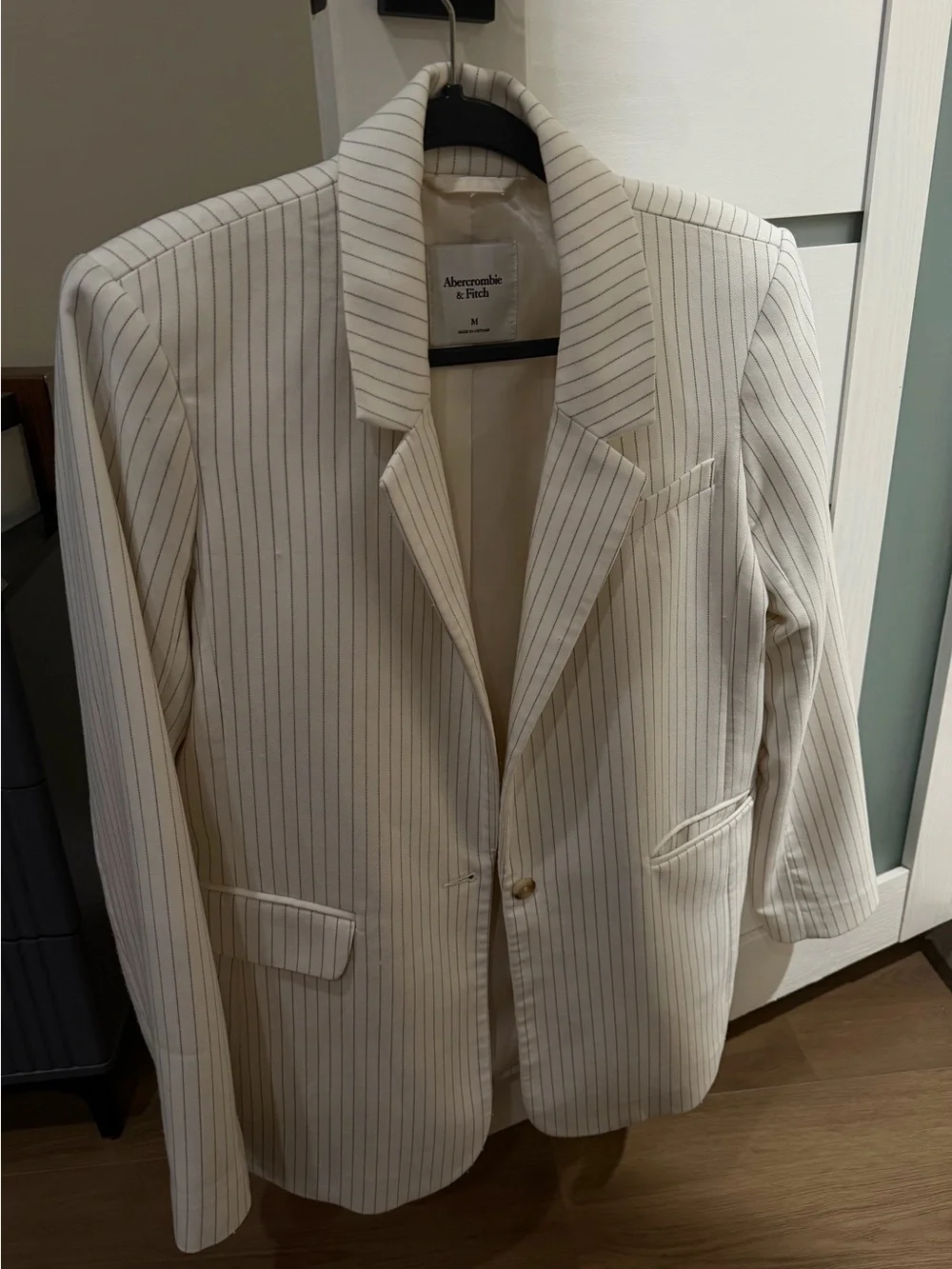 Abercrombie & Fitch Cream Pinstripe Blazer