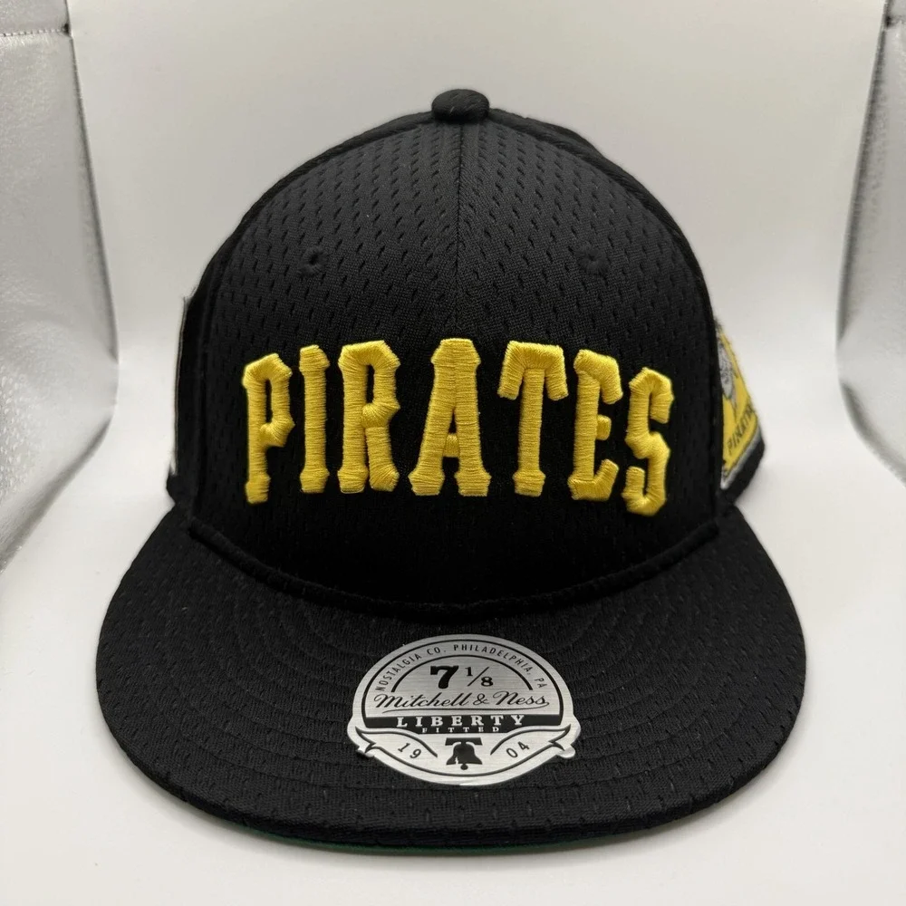 Mitchell & Ness Pittsburgh Pirates Black Dual Patch‎ Rare Fitted Hat 7 1/8 New