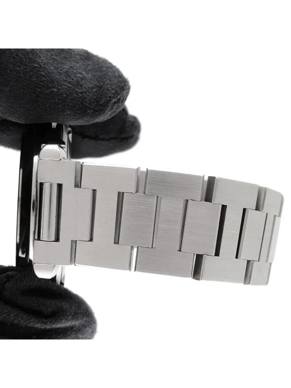 Cartier brand type
