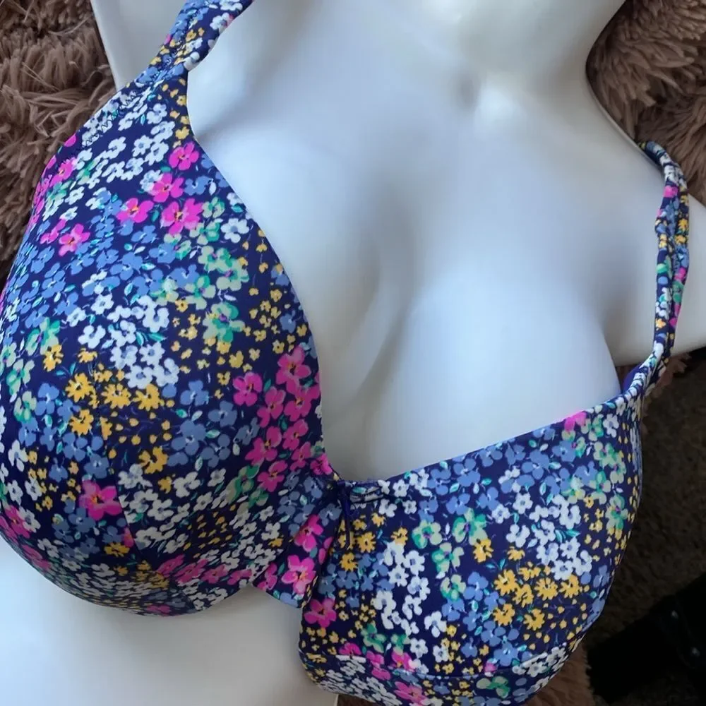 Lane Bryant Cacique lightly lined T-shirt Bra 38DD