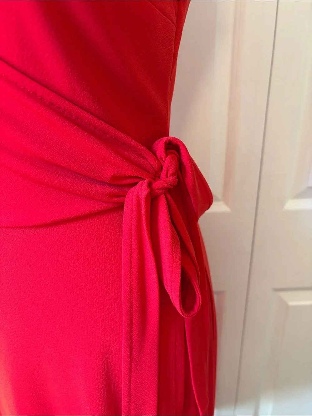 Express red faux