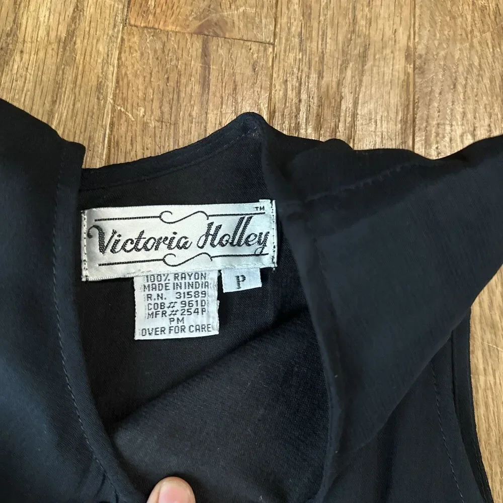 Victoria Holley discover timeless