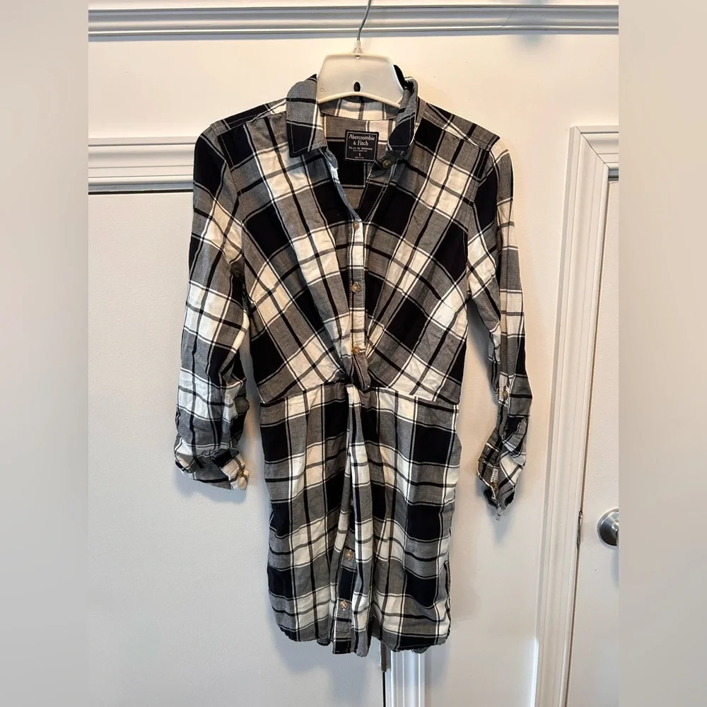 abercrombie‎ & fitch dress small Black And White Plaid Buttons in Front Babydoll