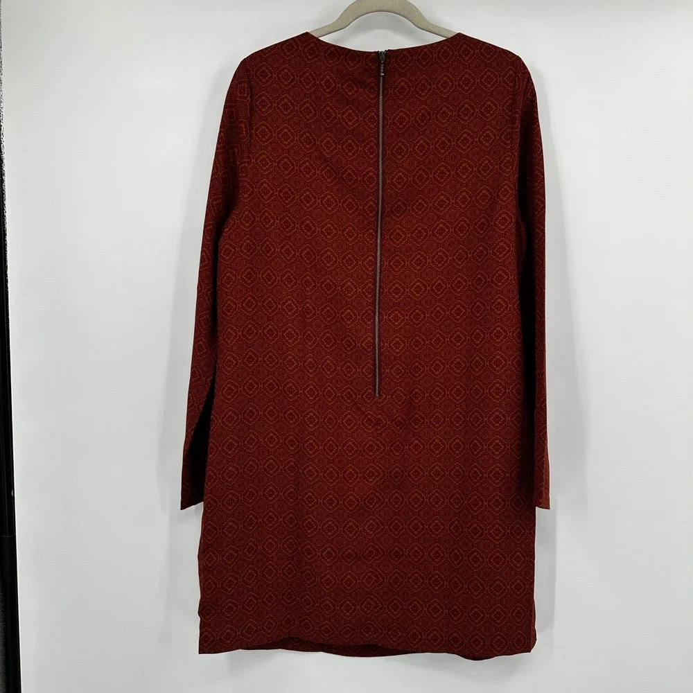 Prana zipper offers sleeve