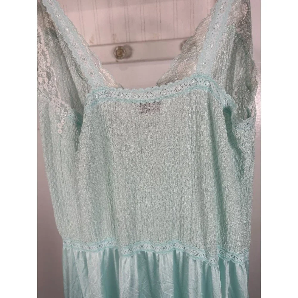 Vanity Fair elegant vintage