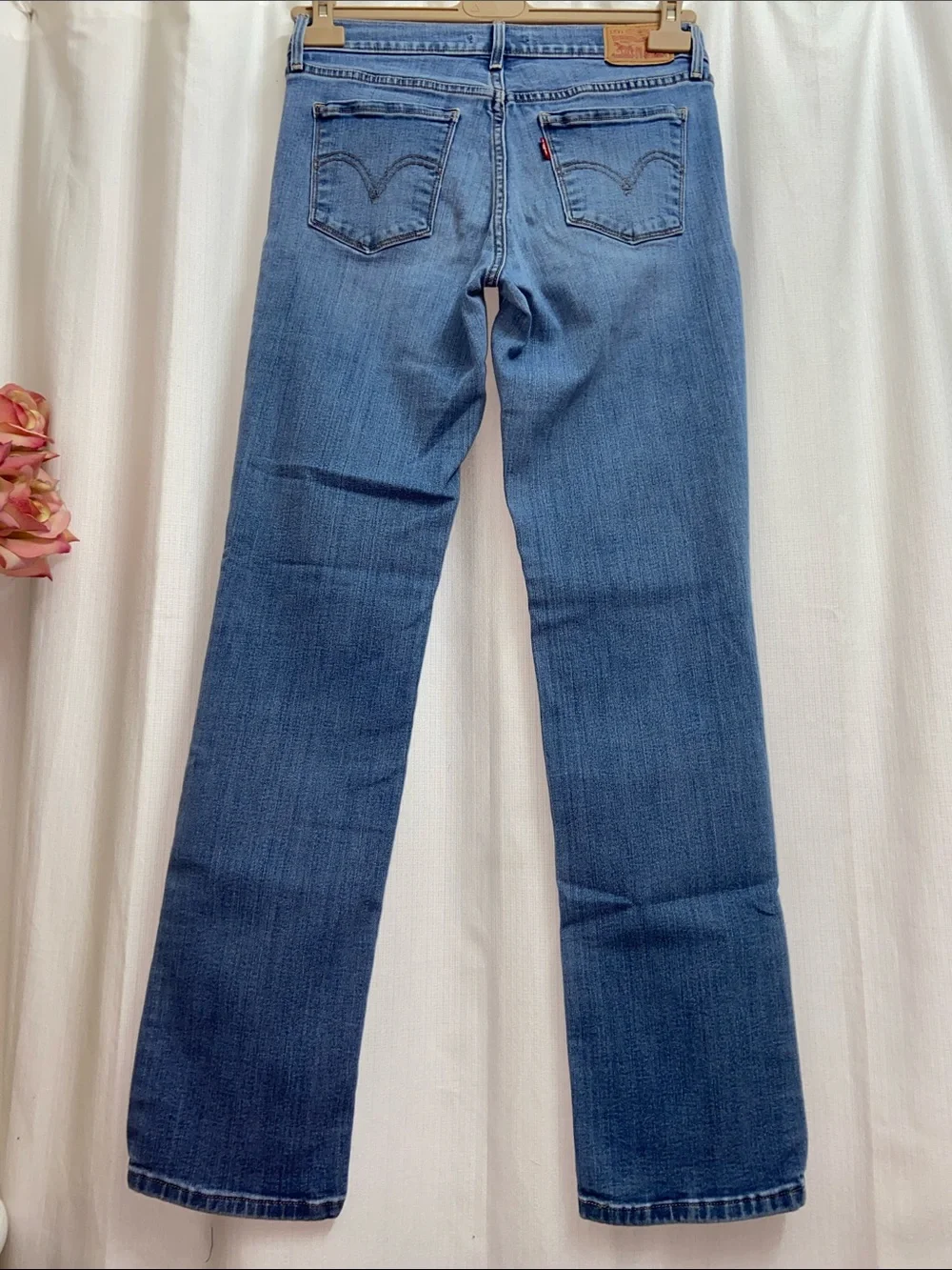 Levis timeless straight