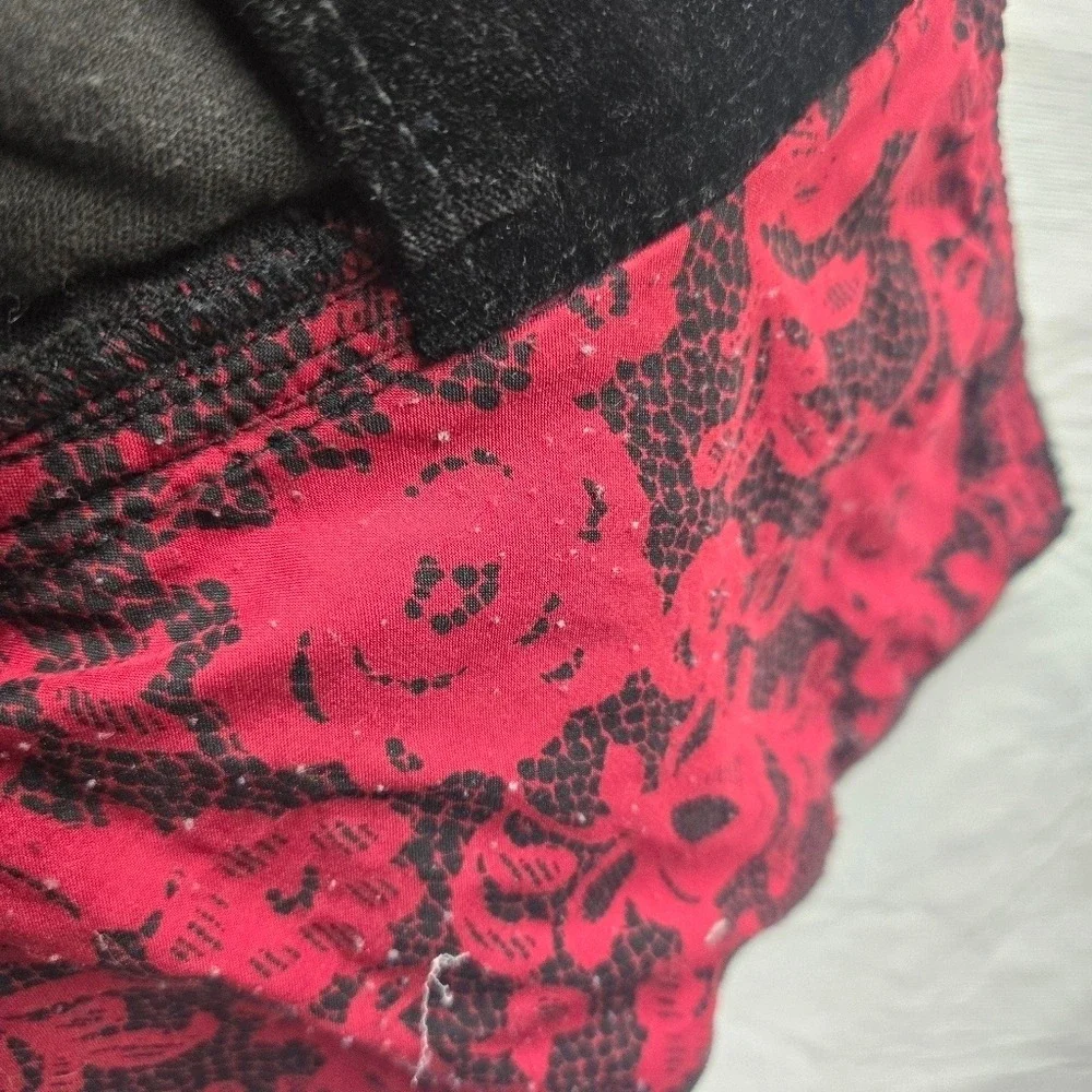 White House Black Market white house