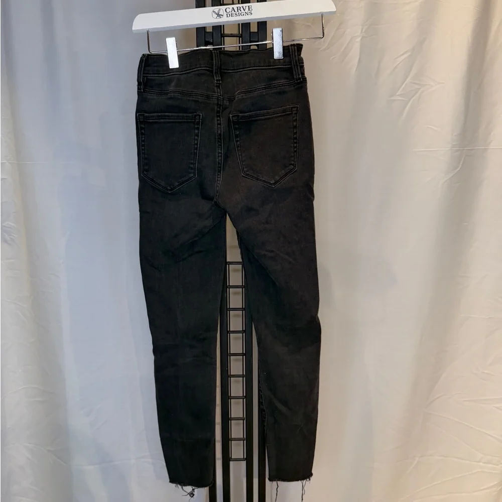 PacSun stylish black