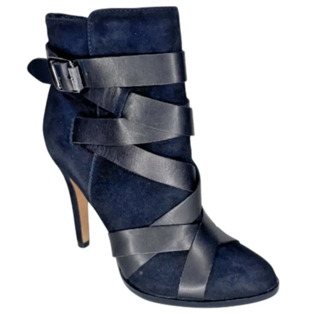 Sam Edelman features these