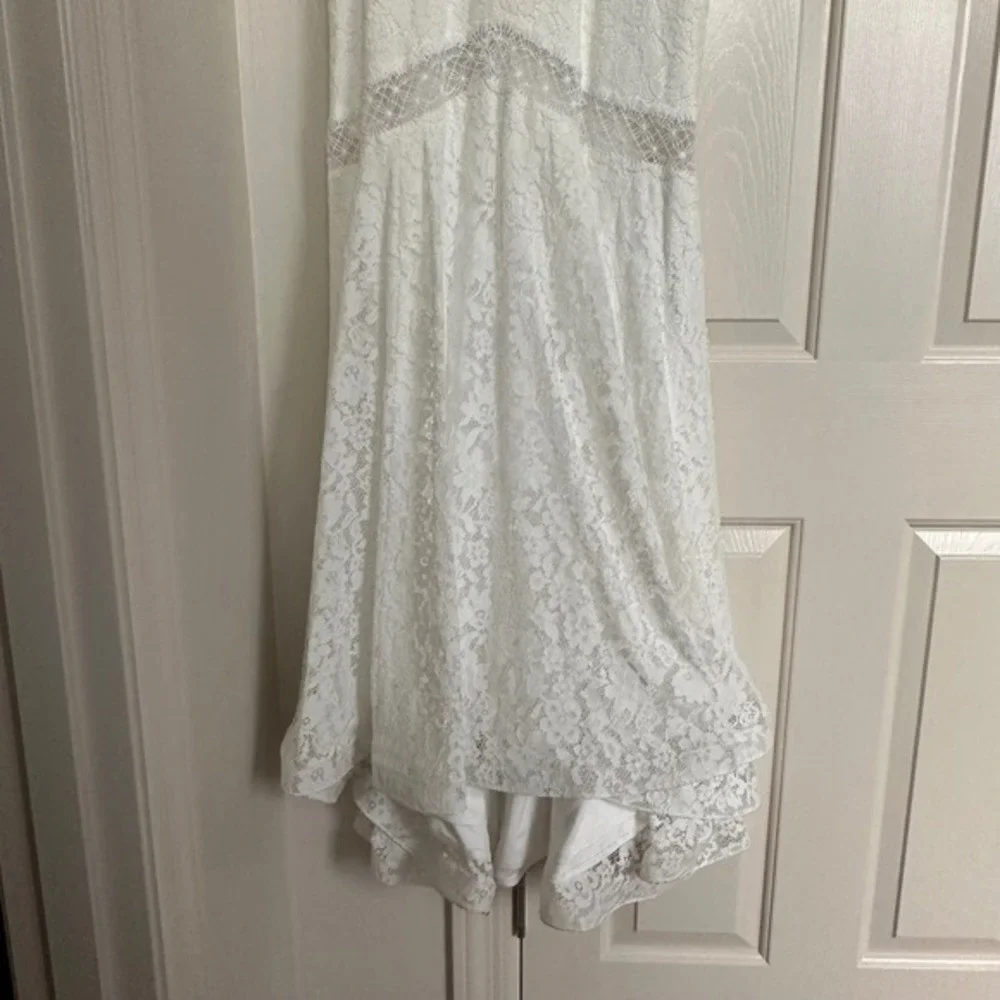 Galina White Lace Illusion V Neck Sleeveless‎ Mermaid Wedding Dress WG3950