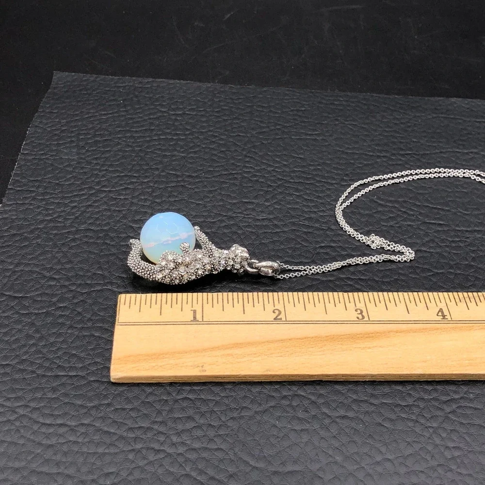 Unsigned crystal cheetah
