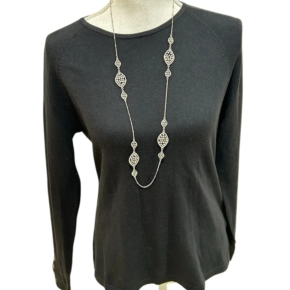 Trendy boutique pair boutique