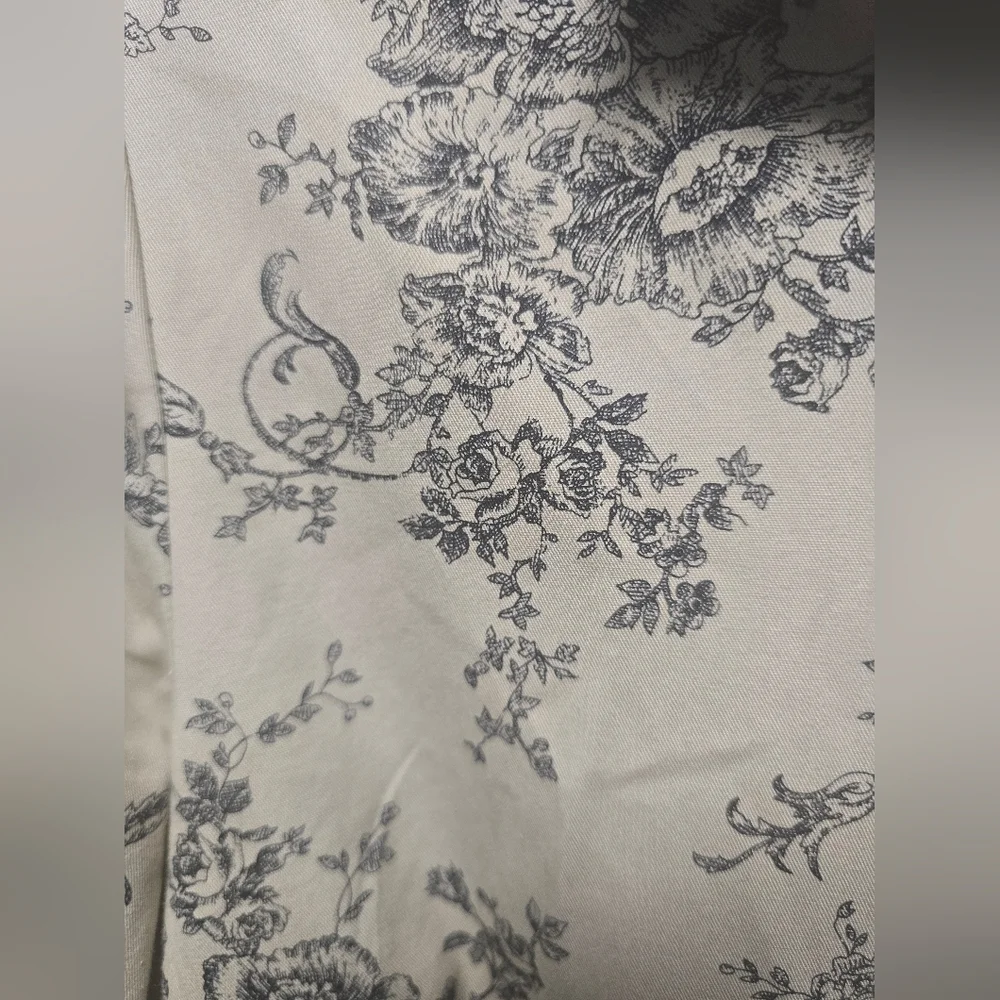Talbots tan blue