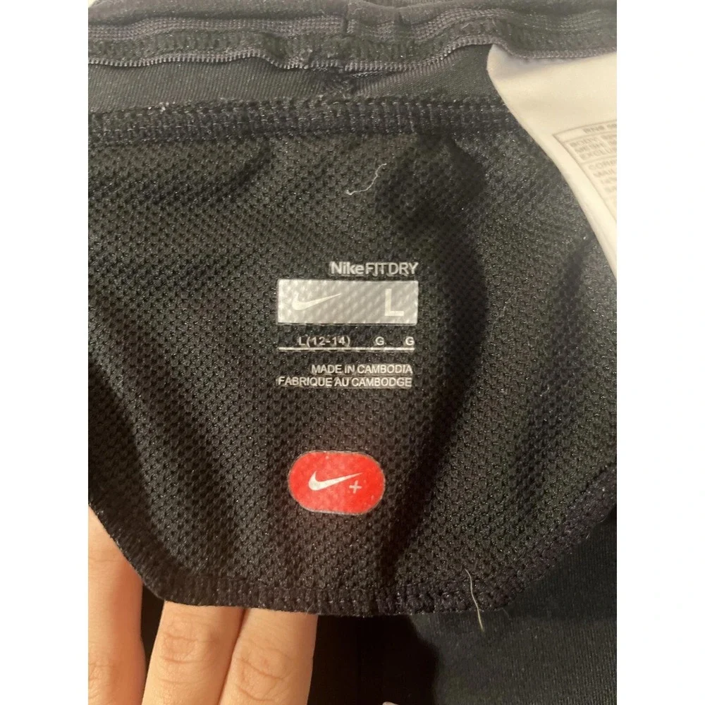 Nike stay active