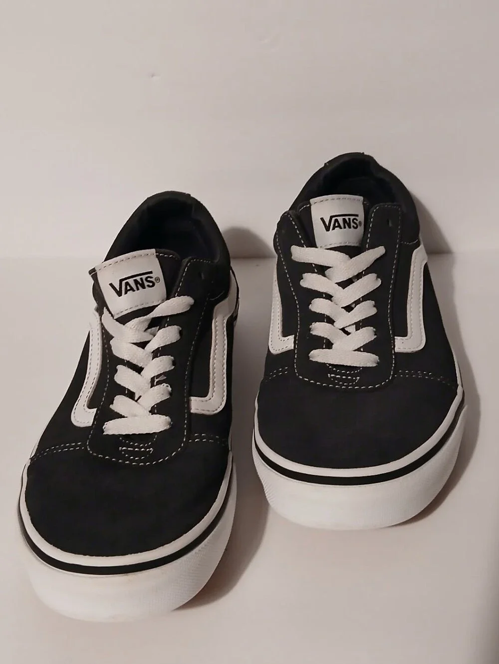 Vans Ward Low Top Sneakers Black White Skate Shoes Size 6