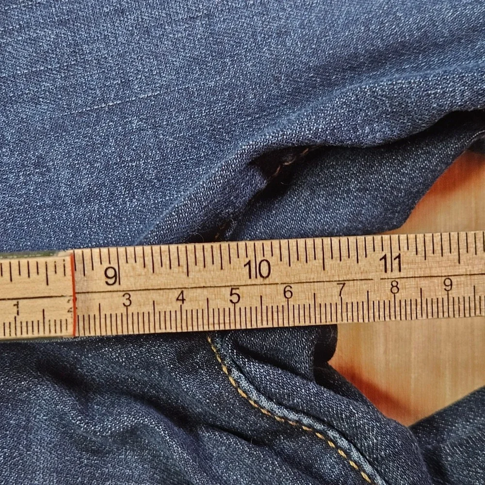 Signature by Levi Strauss signature by