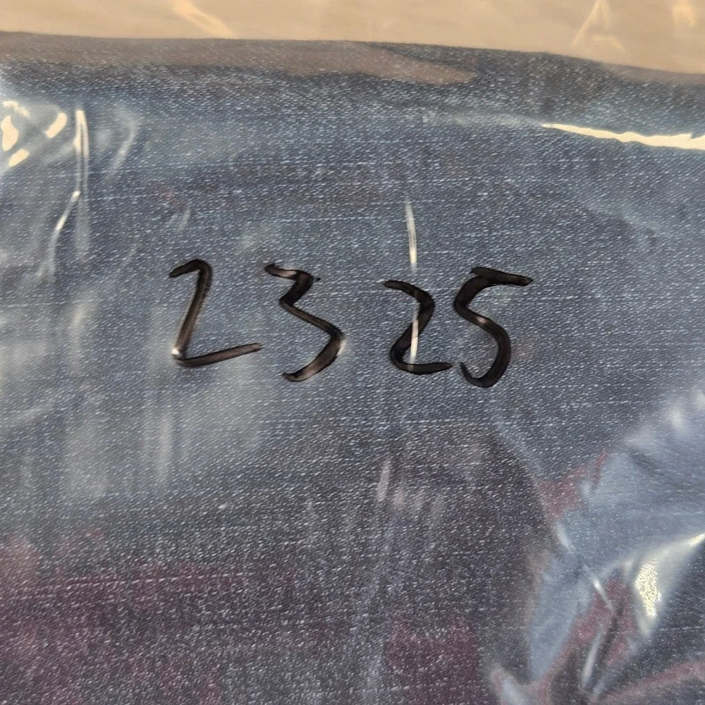 Signature by Levi Strauss signature by